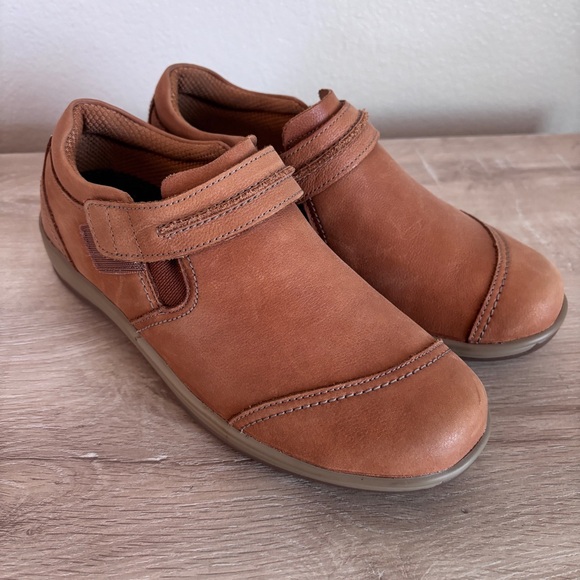Orthofeet Solerno Leather Comfort Walking Orthopedic Shoes Size 7.5 - Picture 1 of 10